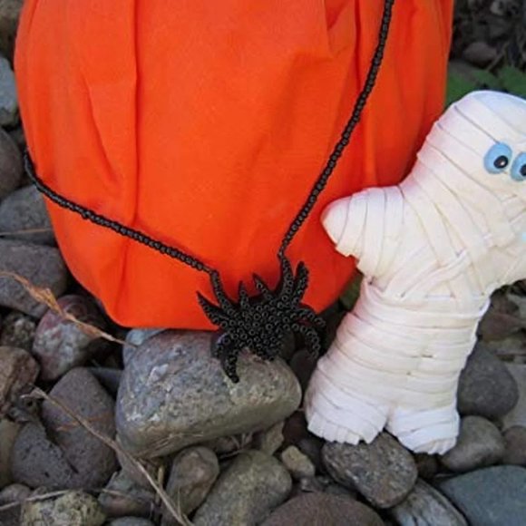 Spider necklace wooden spider seed beads handmade handcrafted - Picture 9 of 9